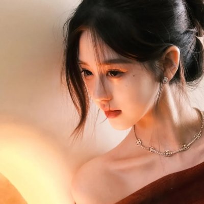 采蘑菇的夫妻